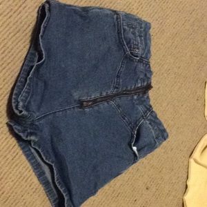Bdg urban outfitters high rise shorts size 24